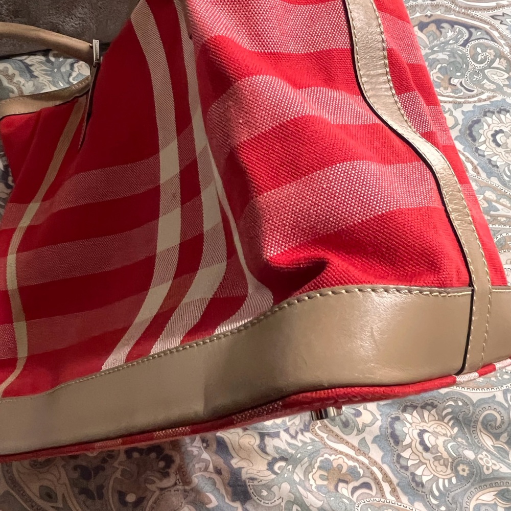 Beautiful Red Burberry Check Bag - Picture 14 of 16